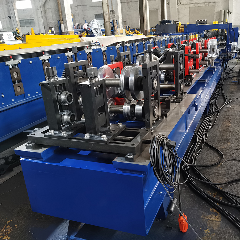 C/U Quick-Change Roll Forming Machine