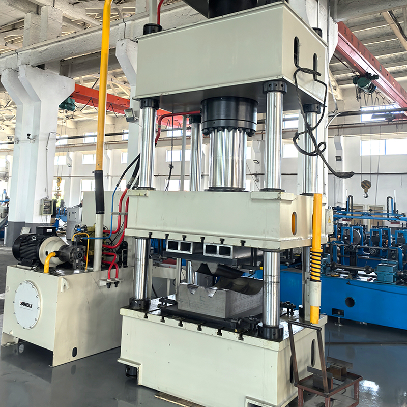 Guardrail Curved Stamping Roll Forming Machine