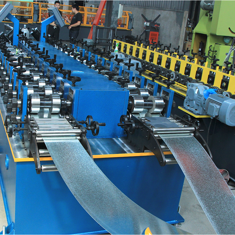 Dual-outlet light steel keel Roll Forming Machine