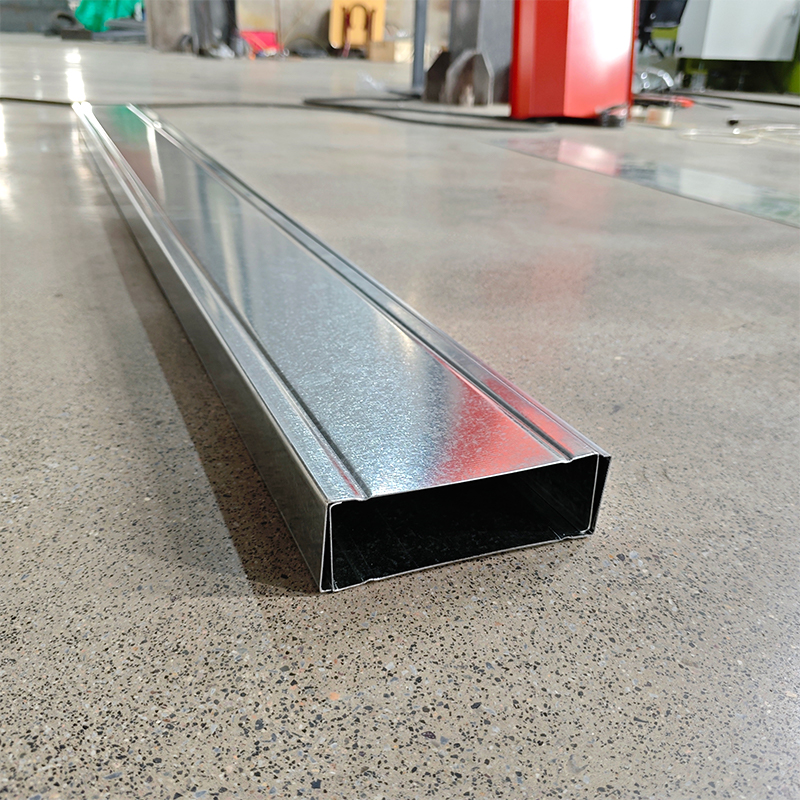 Dual-outlet light steel keel Roll Forming Machine