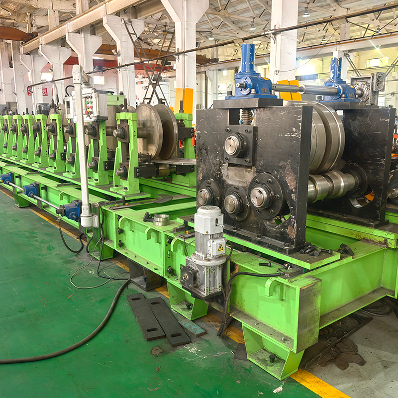 Fender Roll Forming Machine