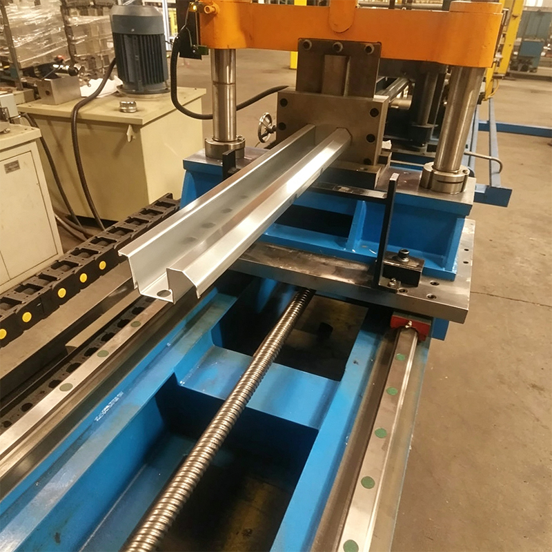 Automotive profile Roll Forming Machine
